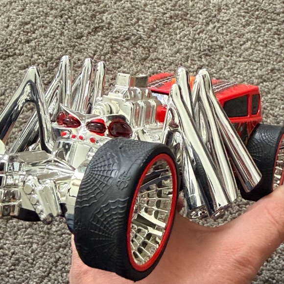 Hot Wheels Street Creeper Toy State Red Spider Motorized Lights Sounds Car Toy - Picture 11 of 11